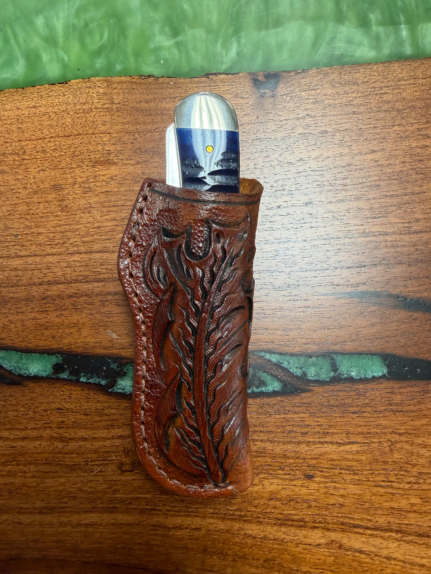 #22 Handmade Vertical Leather Sheath with Hand Tooled Oak Leaf