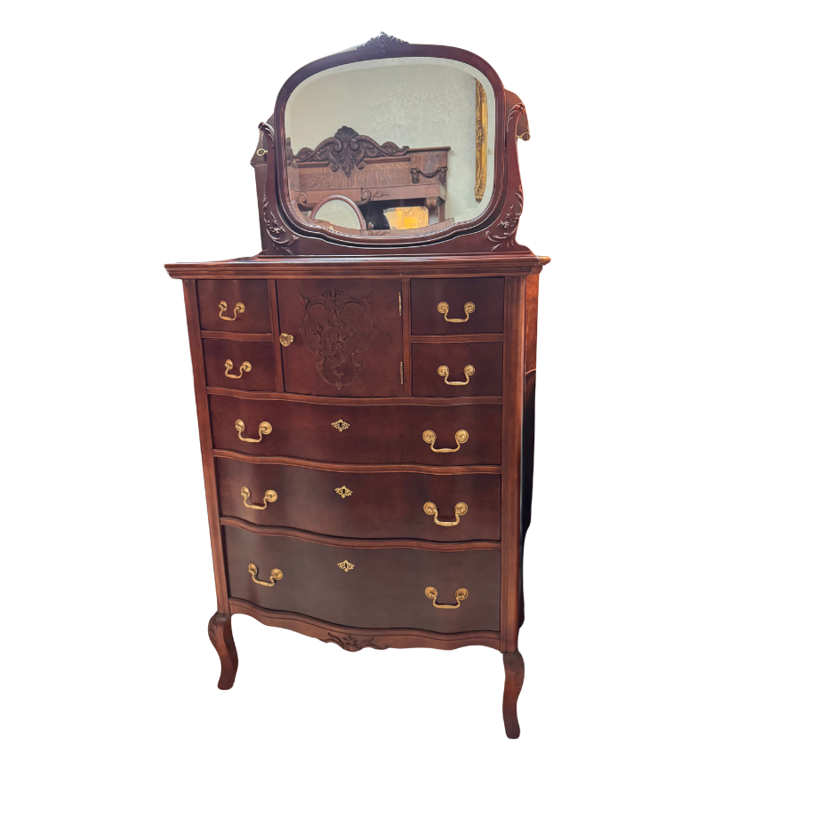 Antique Mahogany Chest of Drawers