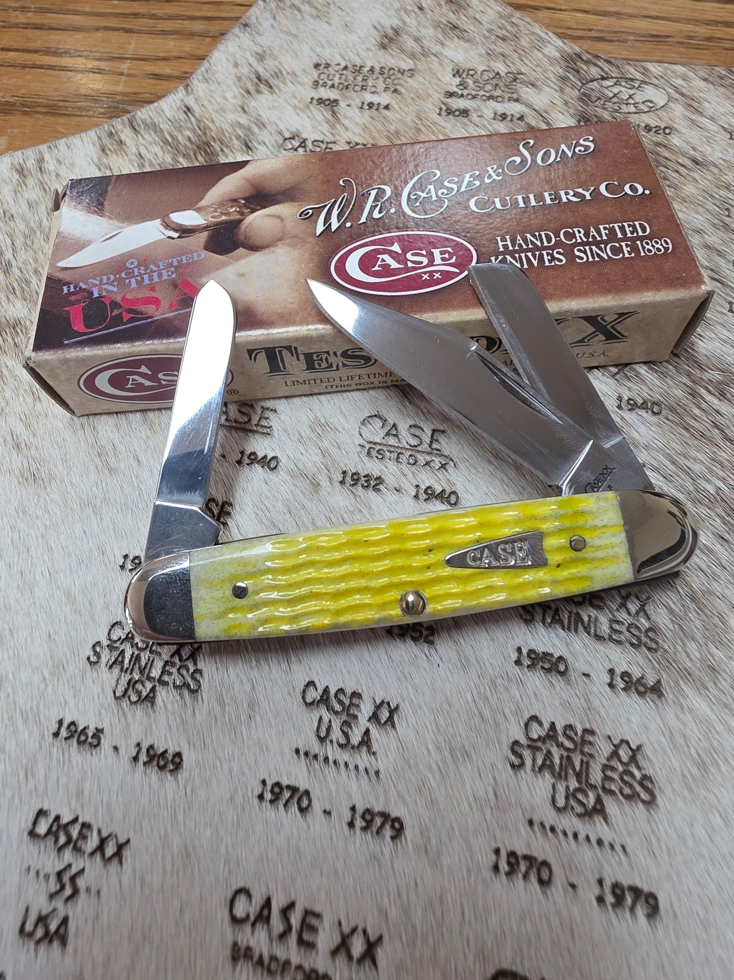 Case Stockman Lime Green Bone 2009