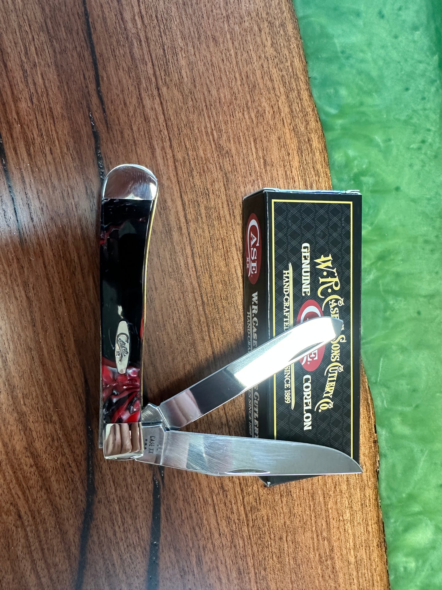 Case XX™  Man In Black  Corelon Trapper
